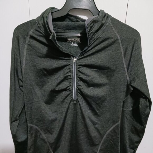 Kirkland Signature Gray 3/4 Zip Active Sweater with Thumbholes Women's Size S/P - Picture 1 of 4
